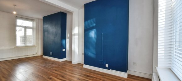 Casa de 3 dormitorios en Neath, United Kingdom No. 2155 4