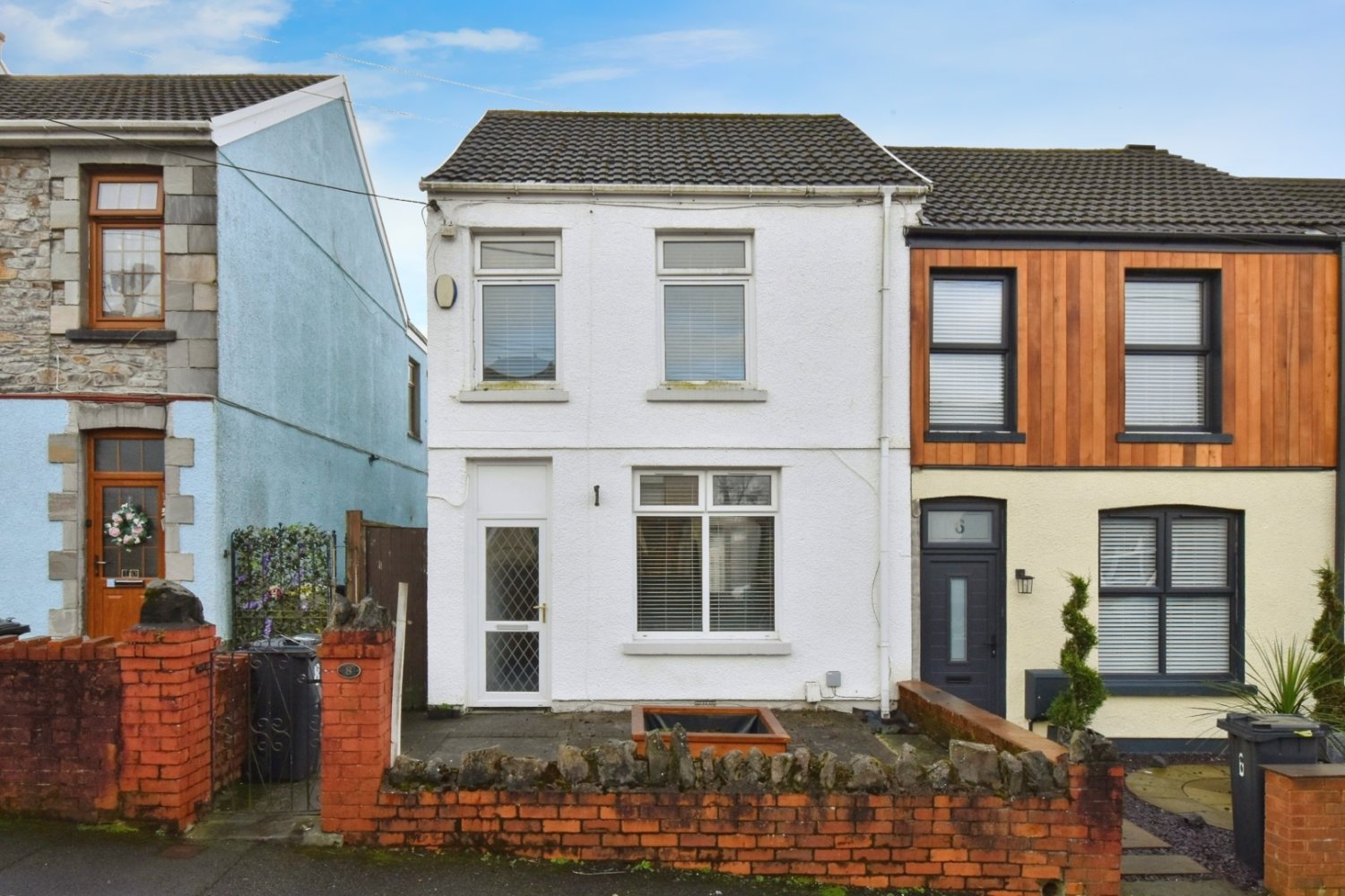 Casa de 3 dormitorios en Neath, United Kingdom No. 2155