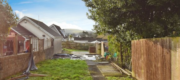 Casa de 3 dormitorios en Neath, United Kingdom No. 2155 25