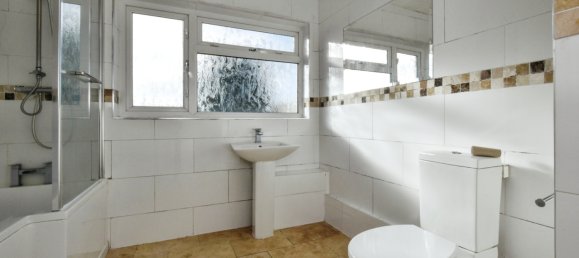 Casa de 3 dormitorios en Neath, United Kingdom No. 2155 21