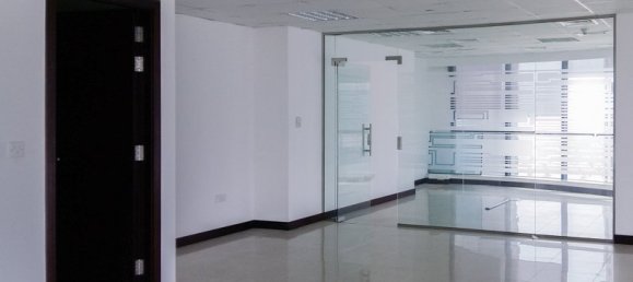 Bureau à Jumeirah Lake Towers, UAE No. 2302 4