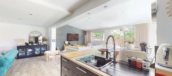 3 Schlafzimmer Haus in Pontault-Combault, France, Nr. 325324 6