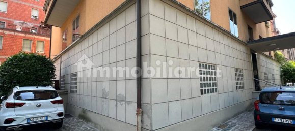 125m² Garage in Bologna, Italy No. 330957 8