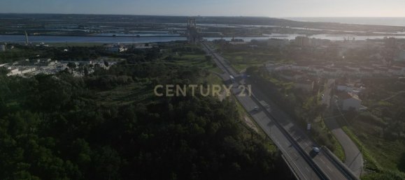 21340m² Land in Figueira da Foz, Portugal No. 133172 8