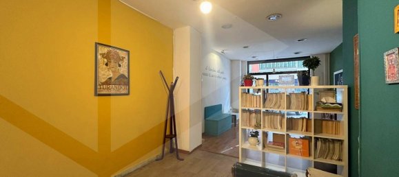 1 room Commercial property in Bari, Italy No. 29142 5