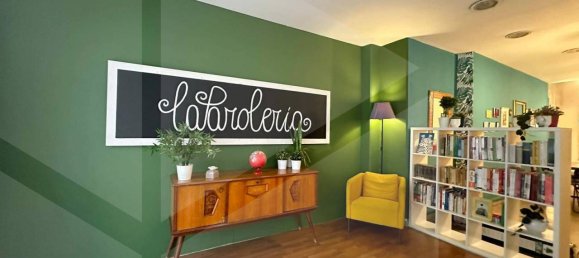 1 room Commercial property in Bari, Italy No. 29142 2