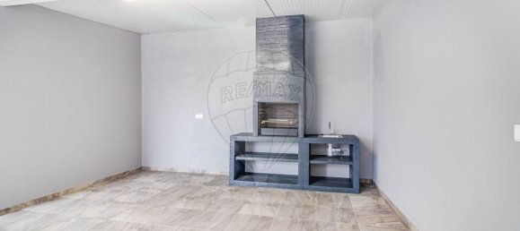 3 bedrooms House in Rio de Mouro, Portugal No. 163298 28