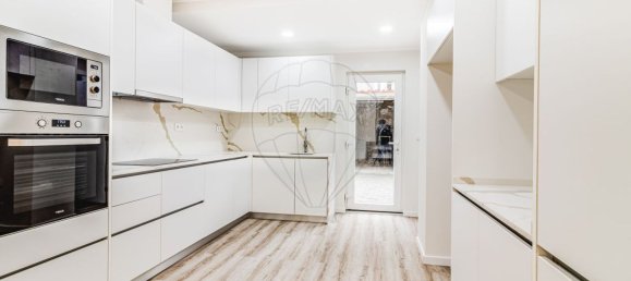 3 bedrooms House in Rio de Mouro, Portugal No. 163298 6