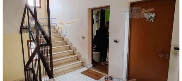 3 rooms Apartment in Pomezia, Italy No. 203496 11