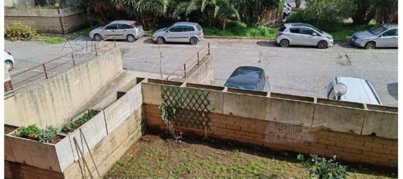 3 rooms Apartment in Pomezia, Italy No. 203496 34