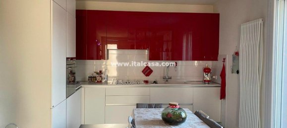 6 rooms House in Mantua, Italy No. 241028 17