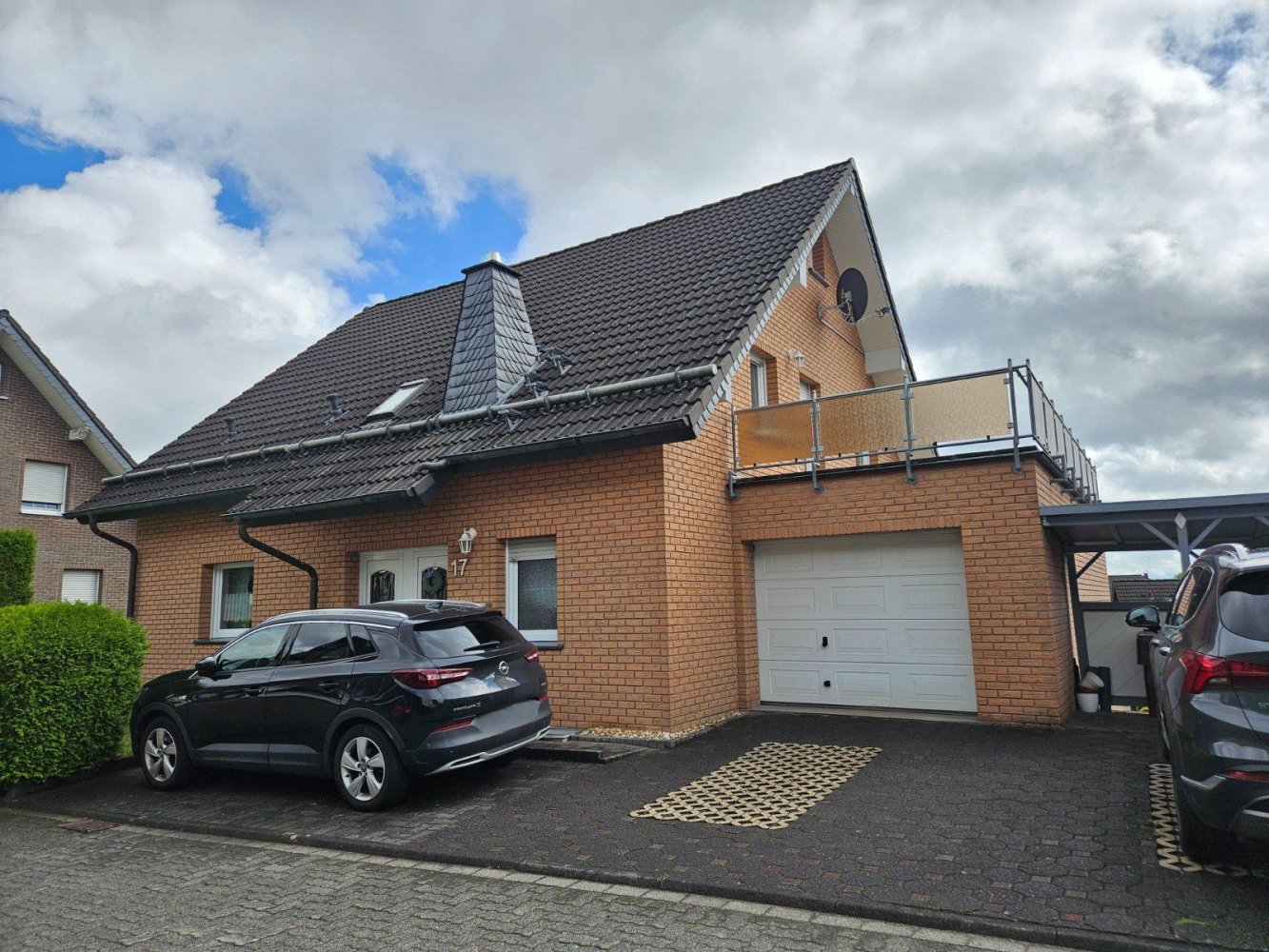 4 bedrooms Townhouse in Oberbergischer, Germany No. 288287