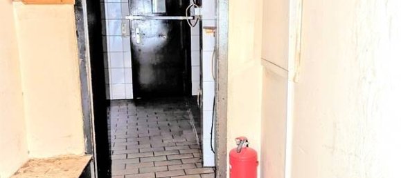 131m² Building in Mayen-Koblenz, Germany No. 133010 9