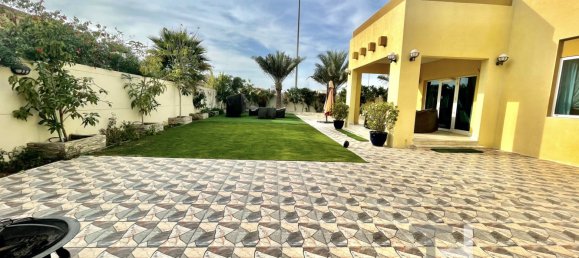 3 bedrooms Villa in Jumeirah Park, UAE No. 28507 2