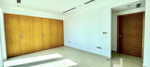 3 bedrooms Villa in Jumeirah Park, UAE No. 28507 13