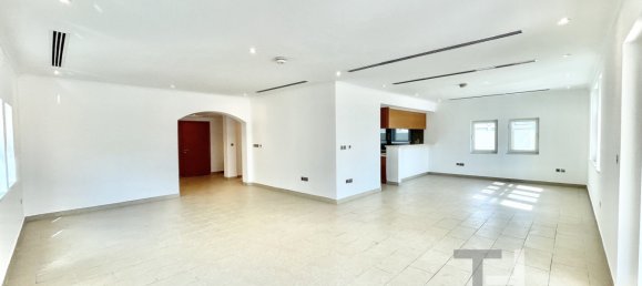 3 bedrooms Villa in Jumeirah Park, UAE No. 28507 3