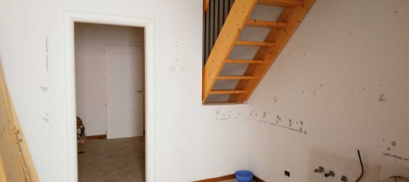 4-salle Appartement à Foiano della Chiana, Italy No. 45278 16