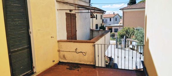 4-salle Appartement à Foiano della Chiana, Italy No. 45278 20