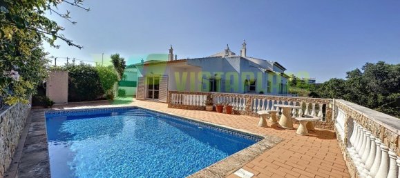 4 bedrooms Villa in Portimao, Portugal No. 28183 6