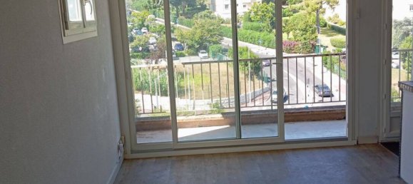 2 bedrooms Apartment in Antibes, France No. 328961 3