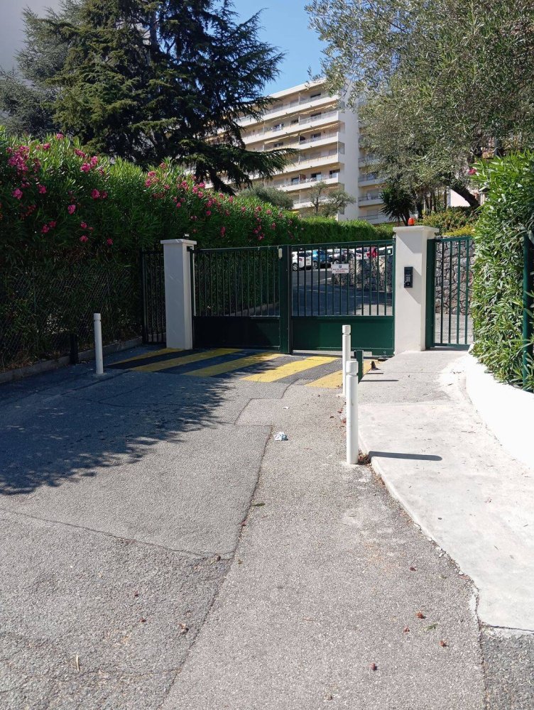 2 bedrooms Apartment in Antibes, France No. 328961