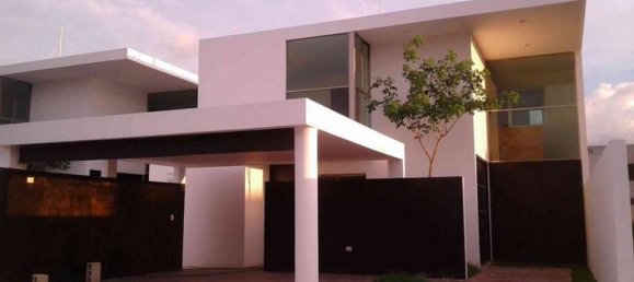 3 bedrooms House in Merida, Mexico No. 80474 2