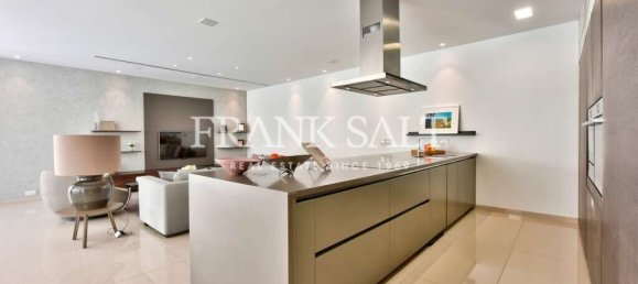 3 bedrooms Villa in Swieqi, Malta No. 7337 12