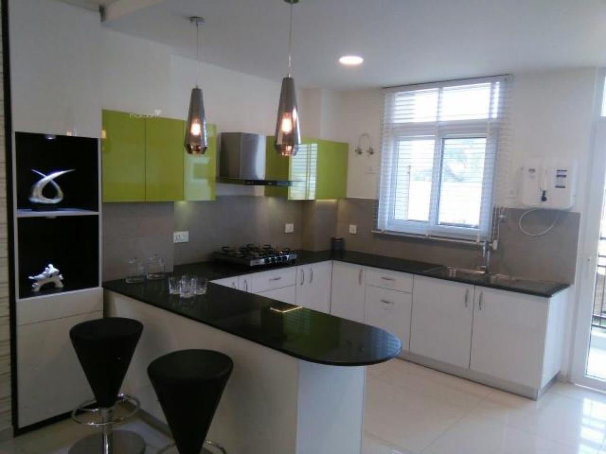 5 bedrooms House in Chandigarh, India No. 4479