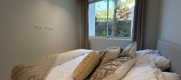 2 chambres Appartement à Marbella, Spain No. 37852 8