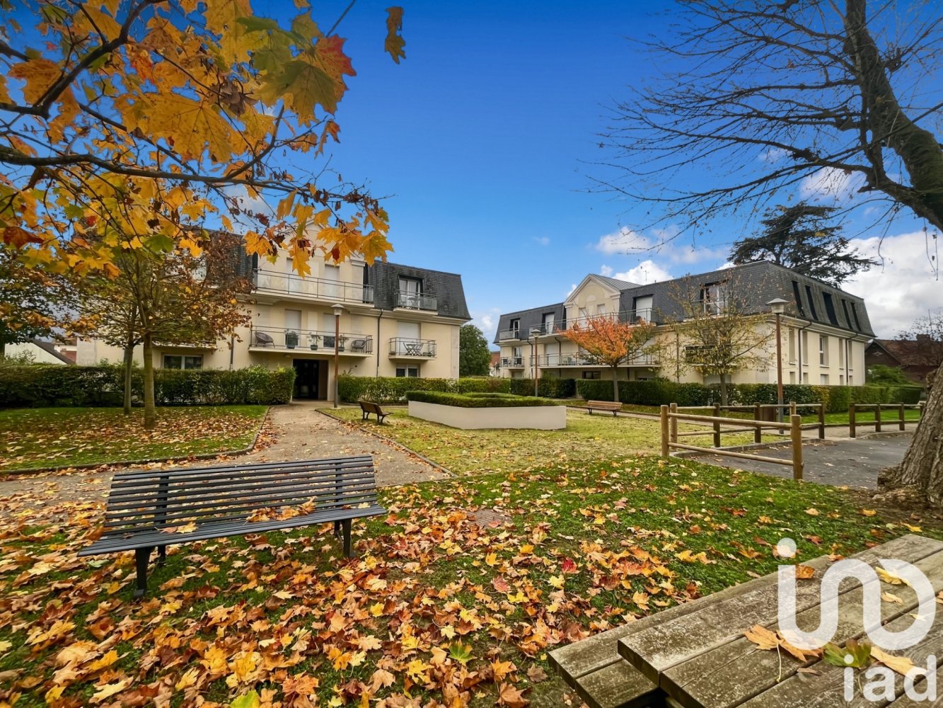 1 bedroom Apartment in Lamorlaye, France No. 160174