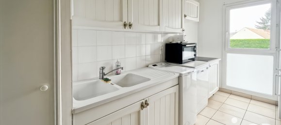 1 bedroom Apartment in Lamorlaye, France No. 160174 10