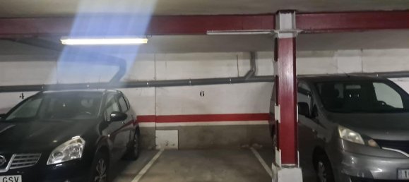  Garage in Valladolid, Spain No. 84242 4