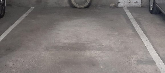  Garage in Valladolid, Spain No. 84242 7