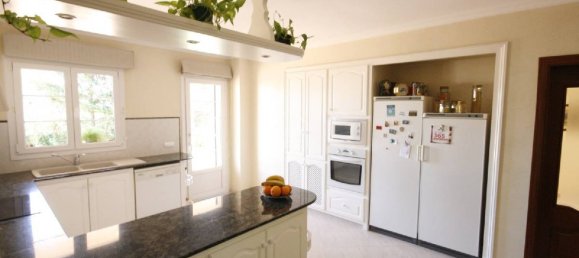 6 bedrooms Villa in Mahon, Spain No. 168 5