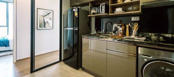 1 Schlafzimmer Eigentumswohnung in Ideo Q Sukhumvit 36 Railay Beach, Thailand, Nr. 27874 4