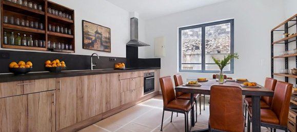 2 bedrooms House in Beaucaire, France No. 318323 3