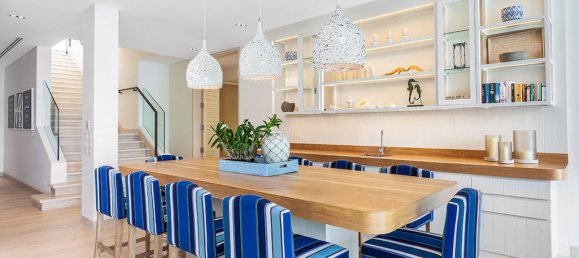 5 bedrooms Villa in Phuket, Thailand No. 6014 10