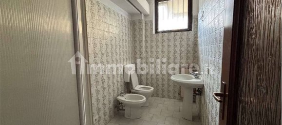 Escritório de 3 divisões em Varese, Italy N.º 280205 11