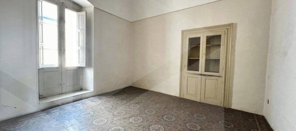 4-Zimmer Haus in Bitritto, Italy, Nr. 27843 17