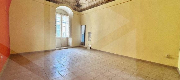 4-Zimmer Haus in Bitritto, Italy, Nr. 27843 8