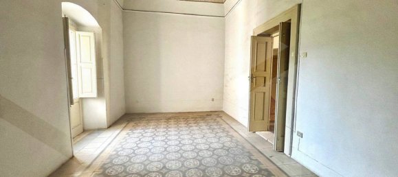 4-Zimmer Haus in Bitritto, Italy, Nr. 27843 16