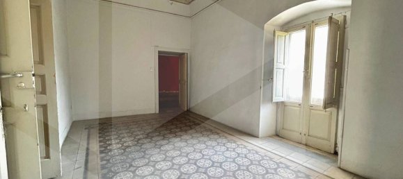 4-Zimmer Haus in Bitritto, Italy, Nr. 27843 13