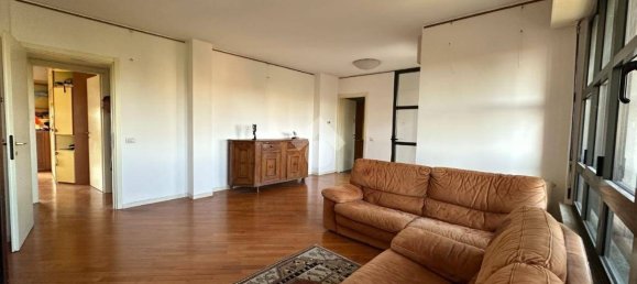 2 bedrooms Apartment in Milan, Italy No. 259632 6