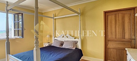 Вилла с 5 спальнями в Бургуэн-Жальё, Франция № 308050 13