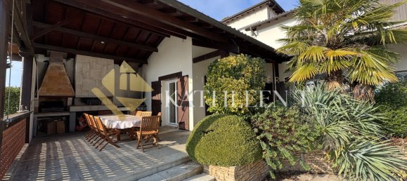 Вилла с 5 спальнями в Бургуэн-Жальё, Франция № 308050 17