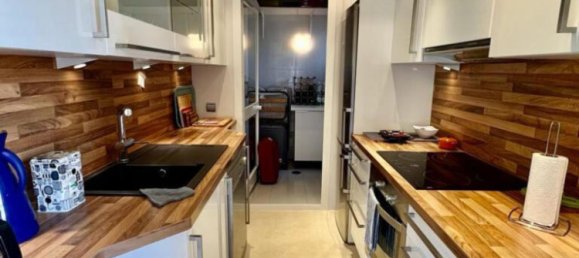 2 bedrooms Apartment in Marbella, Spain No. 185030 4