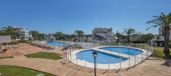 2 bedrooms Apartment in Marbella, Spain No. 185030 9