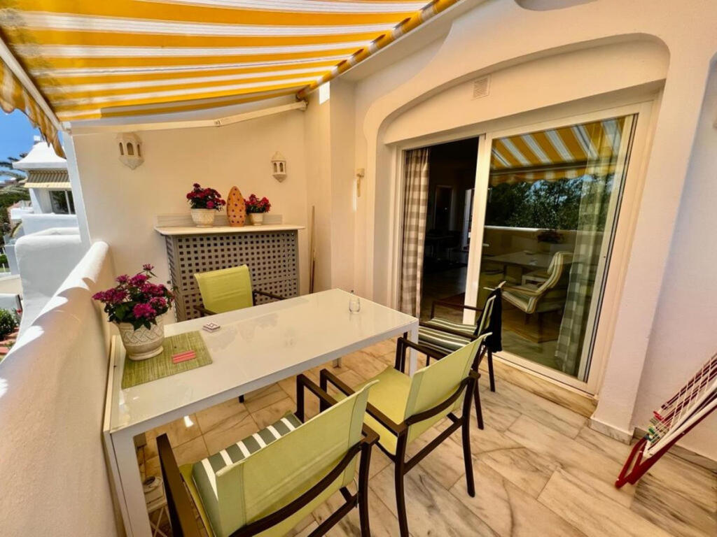 2 bedrooms Apartment in Marbella, Spain No. 185030
