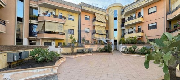 Apartamento de 3 dormitorios en San Gregorio di Catania, Italy No. 332318 2