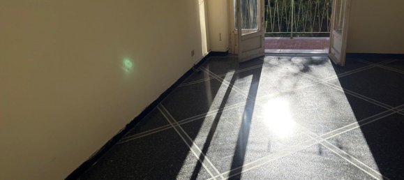 4 bedrooms Apartment in Genoa, Italy No. 326582 8